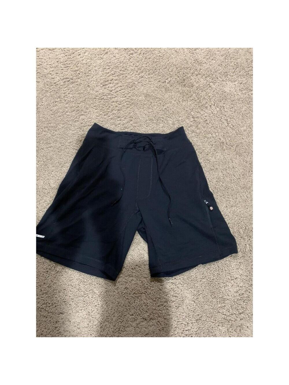 Men's LULULEMON black athletic shorts S SMALL zipped pocket stretch